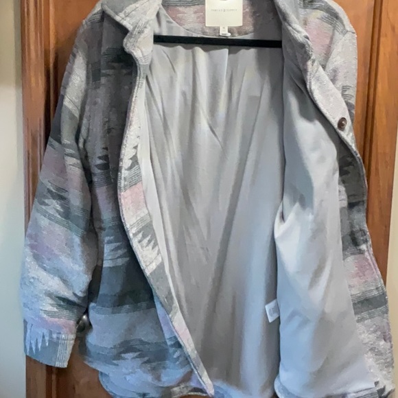 Thread & Supply flannel - Picture 3 of 4